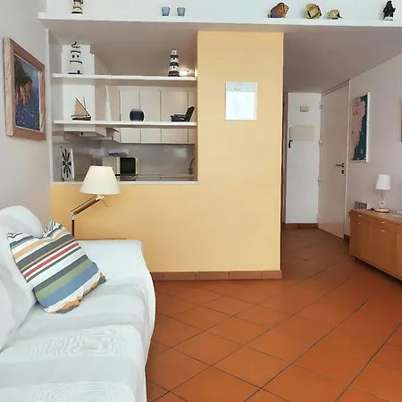 Beachfront Ideal Familias Y Grupos. Apartment Tamariu