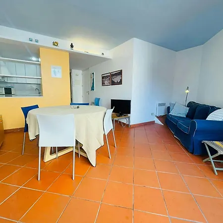 아파트 1: Beachfront Wifi Up To 6 Ppl