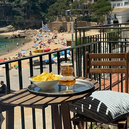 Tamariu Beach 1: Beachfront Home With Wifi Views דירה