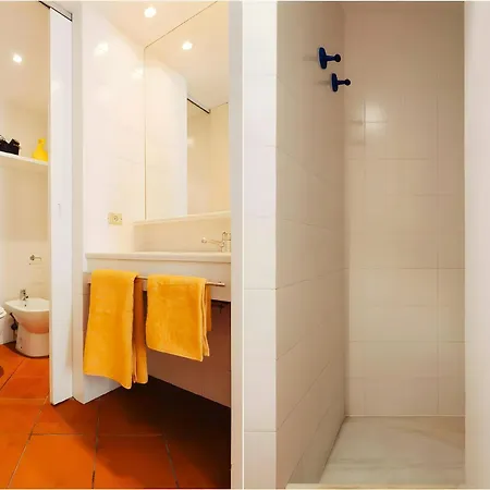 דירה Tamariu Beach 1: Beachfront Home With Wifi Views טאמאריו