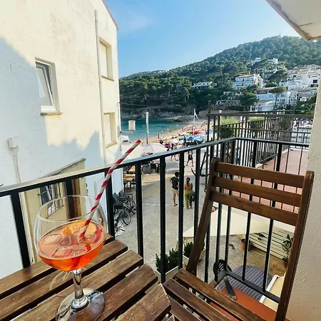 1: Beachfront Wifi Up To 6 Ppl *