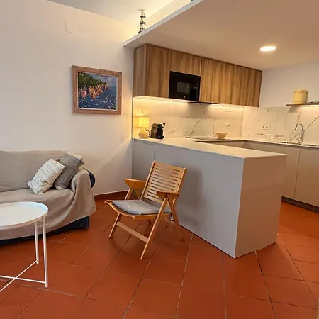 1- Beachfront With Wifi Views * Tamariu