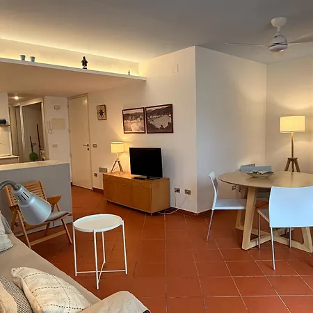 Apartament 1- Beachfront With Wifi Views Tamariu
